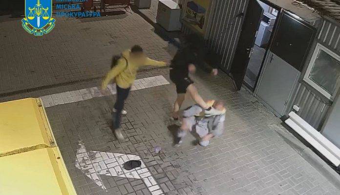 Напад на працівника АЗС